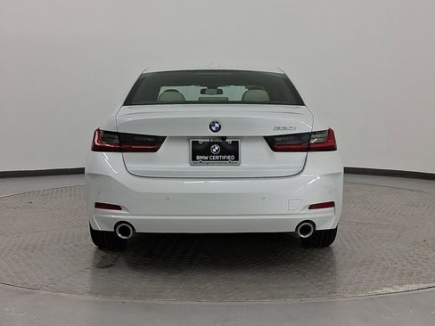 Used 2023 BMW 330i Sedan w/ Convenience Package image 10