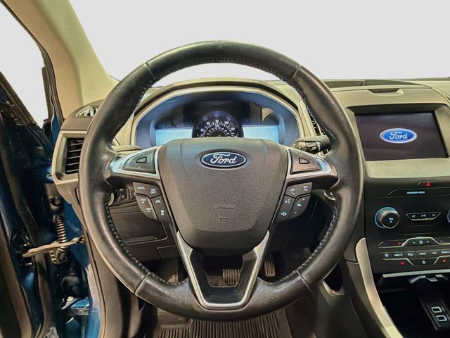 Used 2020 Ford Edge SEL w/ Convenience Package AWD/4WD image 9