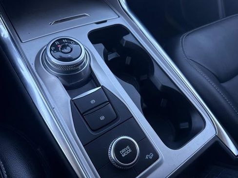 Used 2023 Ford Explorer Limited w/ Limited Technology Package image 33