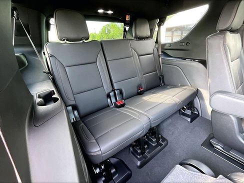 Used 2026 Chevrolet Tahoe High Country w/ Sun And Tow Package AWD/4WD image 28