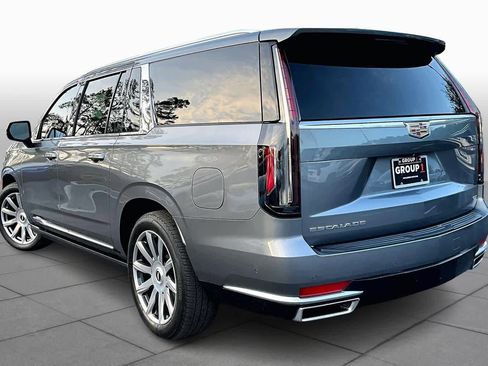 Used 2021 Cadillac Escalade ESV Premium Luxury Platinum image 11