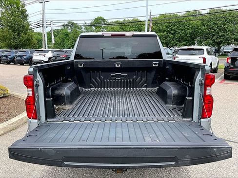 Used 2024 Chevrolet Silverado 1500 LT AWD/4WD image 30
