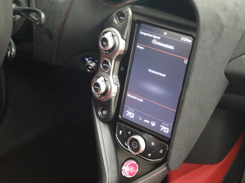 Used 2019 McLaren 720S Performance RWD image 28