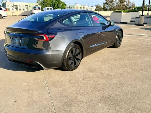 Used 2024 Tesla Model 3 Standard Range RWD image 10