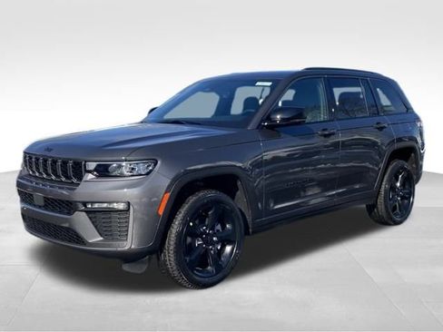 New 2026 Jeep Grand Cherokee Limited image 3