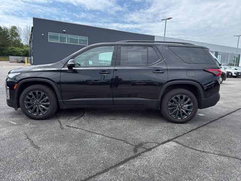 Used 2023 Chevrolet Traverse RS w/ LPO, Floor Liner Package AWD/4WD image 6