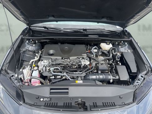 Used 2025 Toyota Camry SE AWD/4WD image 23