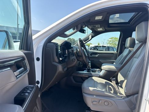 Certified 2023 Chevrolet Silverado 1500 LTZ w/ LTZ Premium Package AWD/4WD image 12