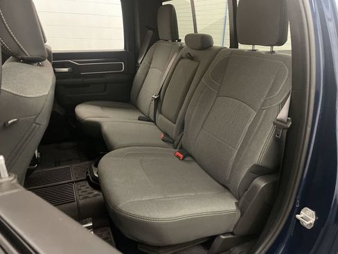 Used 2021 RAM 3500 Big Horn w/ Level 2 Equipment Group AWD/4WD image 17