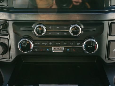 Used 2023 Ford F350 Lariat w/ Lariat Ultimate Package image 26