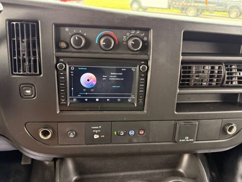 Used 2019 Chevrolet Express 2500 Extended w/ Driver Convenience Package RWD image 11