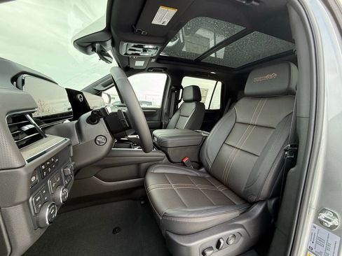 New 2025 Chevrolet Tahoe High Country image 13