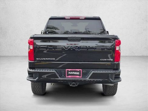 Used 2025 Chevrolet Silverado 1500 Custom Trail Boss AWD/4WD image 7