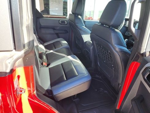Used 2024 Ford Bronco Big Bend image 15