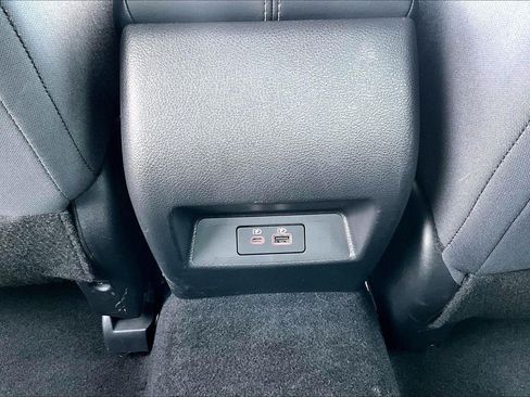 Used 2025 Nissan Altima 2.5 SV FWD image 15