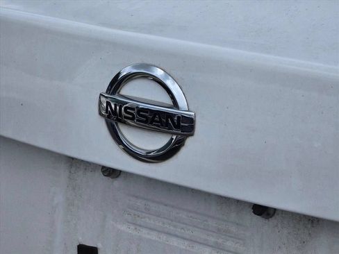 Used 2021 Nissan Sentra SV FWD image 12