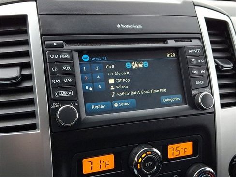 Used 2018 Nissan Frontier PRO-4X image 16