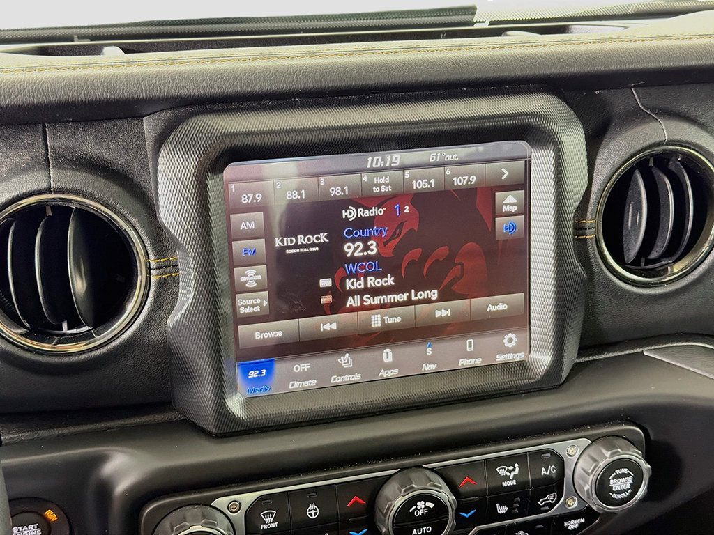 Used 2023 Jeep Wrangler Unlimited Sahara AWD/4WD image 37