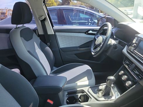 Used 2023 Volkswagen Taos S image 9