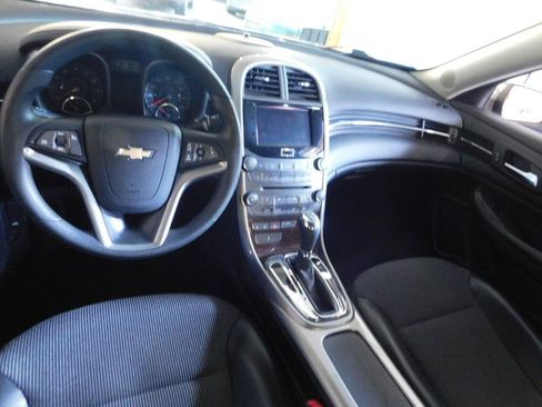 Used 2013 Chevrolet Malibu LT w/ Power Convenience Package FWD image 3