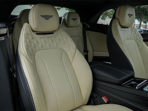 Certified 2024 Bentley Continental GT V8 image 35