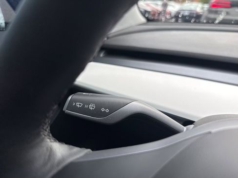 Used 2021 Tesla Model 3 Performance image 18