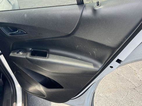 Used 2018 Chevrolet Equinox LT AWD/4WD image 23