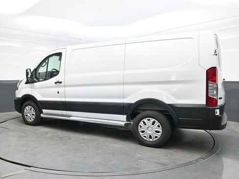 Used 2025 Ford Transit 250 Low Roof w/ Exterior Upgrade Package RWD image 4