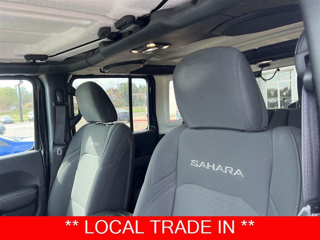 Used 2019 Jeep Wrangler Unlimited Sahara AWD/4WD image 2