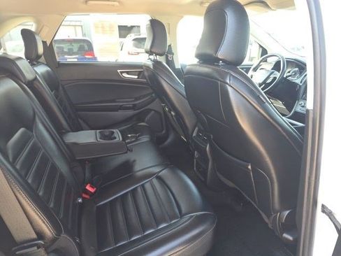 Used 2024 Ford Edge SEL AWD/4WD image 11