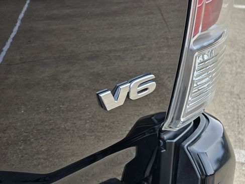 Used 2023 Toyota Tacoma TRD Sport image 6