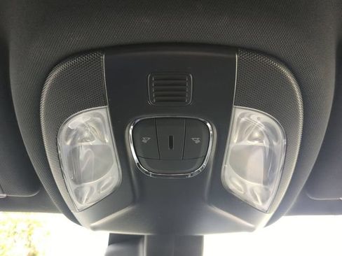 Used 2025 Jeep Compass Trailhawk w/ Trailhawk Convenience Group AWD/4WD image 23