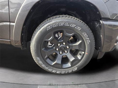 New 2026 RAM 1500 Big Horn AWD/4WD image 37