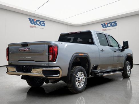 New 2026 GMC Sierra 2500 SLE w/ SLE Value Package; image 4