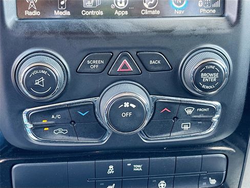 Used 2015 RAM 1500 Sport w/ Convenience Group AWD/4WD image 16