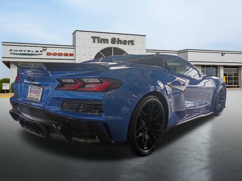 Used 2023 Chevrolet Corvette Z06 w/ Stealth Interior Trim Package image 2