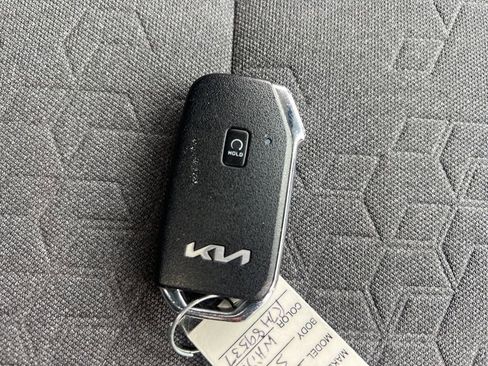 Certified 2024 Kia Seltos S FWD image 25