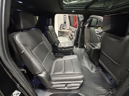 Used 2021 Chevrolet Suburban LT w/ Rear Media and Nav Package image 45
