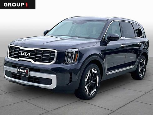 Used 2025 Kia Telluride S image 1