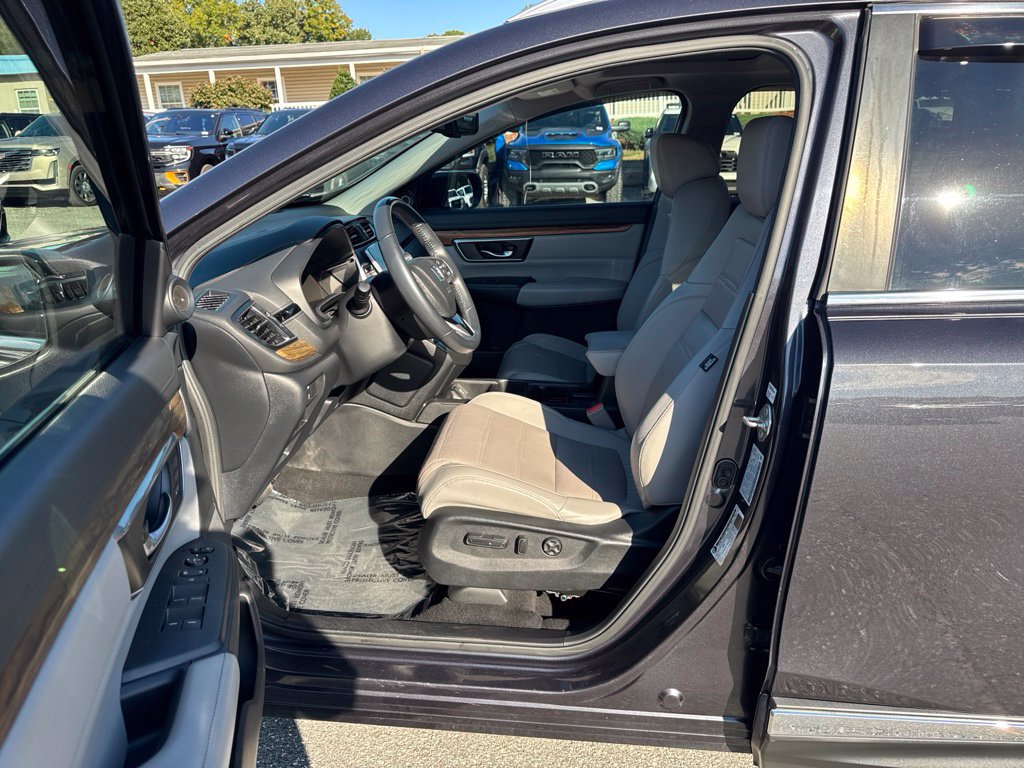 Used 2019 Honda CR-V Touring image 10