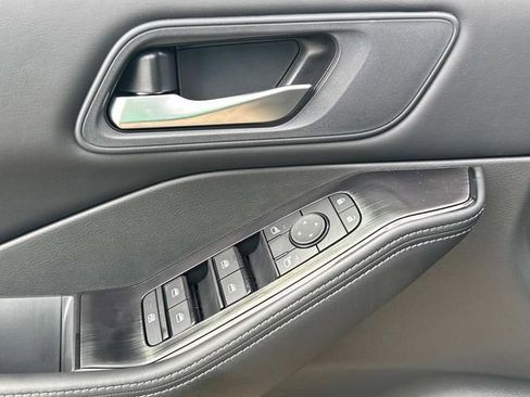 New 2026 Nissan Rogue SV FWD image 21