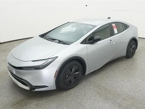 New 2026 Toyota Prius Plug-In Hybrid image 34