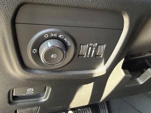 New 2026 Jeep Grand Cherokee L Limited w/ Limited Altitude Package AWD/4WD image 24