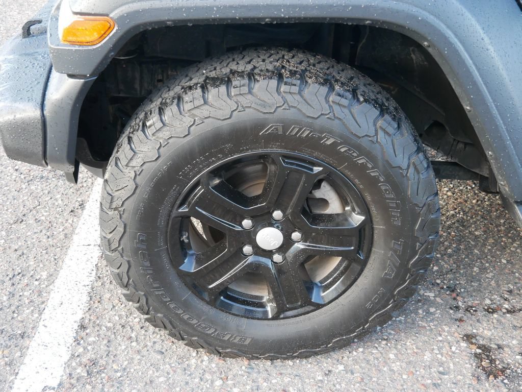 Used 2018 Jeep Wrangler Unlimited Sport S AWD/4WD image 8