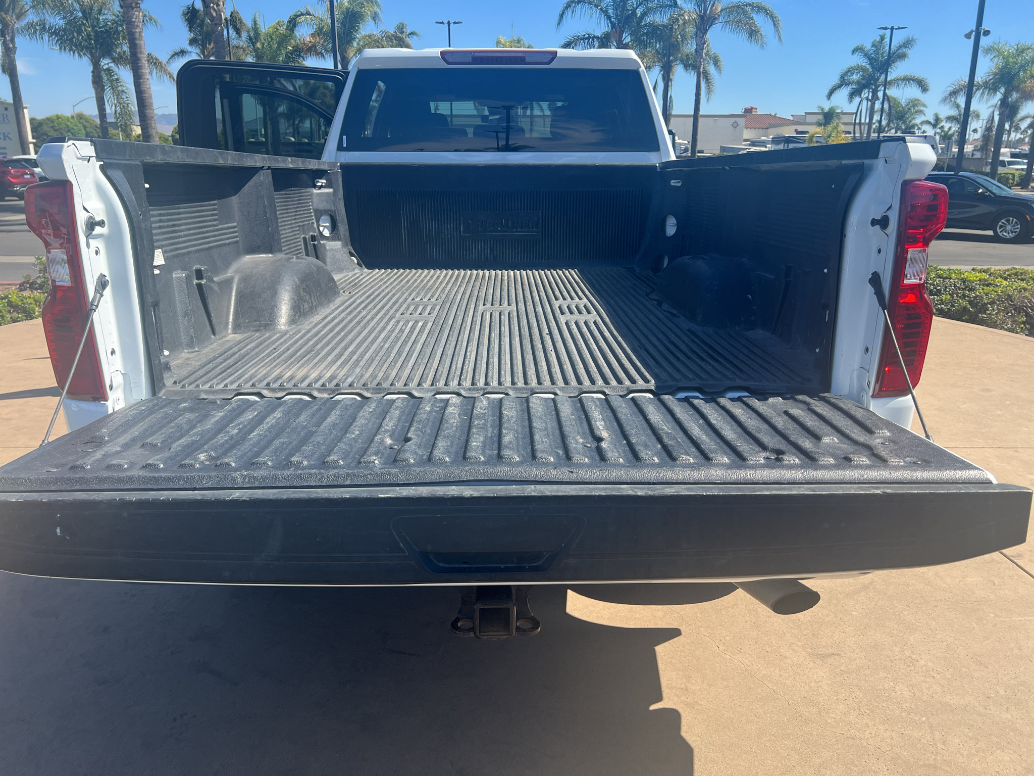 Used 2025 Chevrolet Silverado 2500 LT w/ Convenience Package AWD/4WD image 17