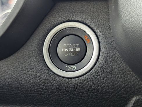 Used 2024 RAM 1500 Laramie image 22