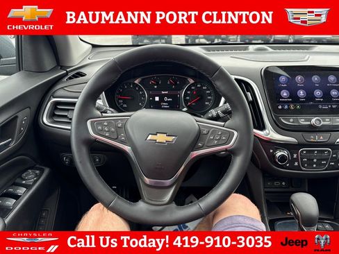 Used 2023 Chevrolet Equinox Premier FWD image 13
