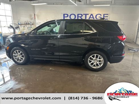 Used 2024 Chevrolet Equinox LT image 2