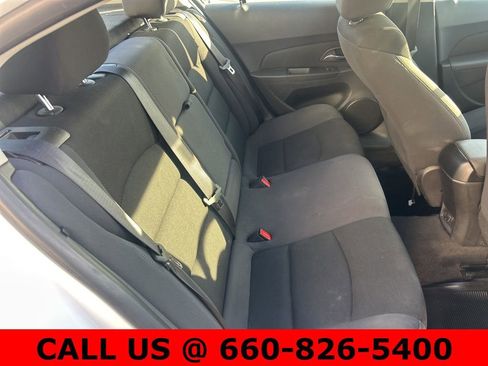 Used 2015 Chevrolet Cruze LT image 11