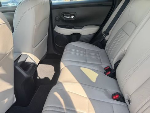 Used 2025 Honda HR-V EX-L image 26
